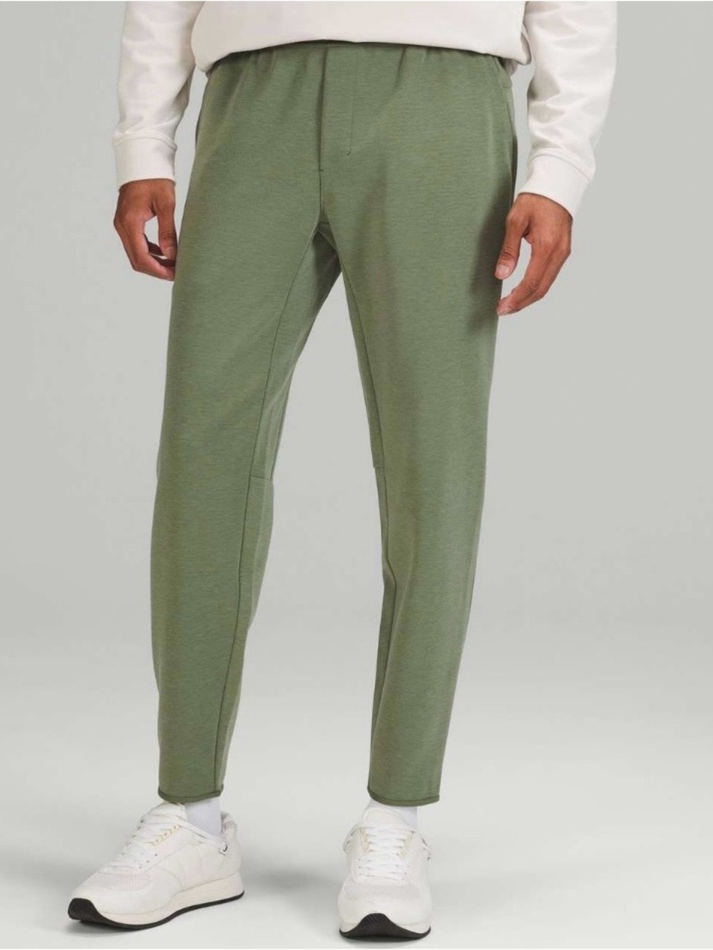 Lululemon GridLiner Fleece Jogger
Heathered Green Twill size Medium